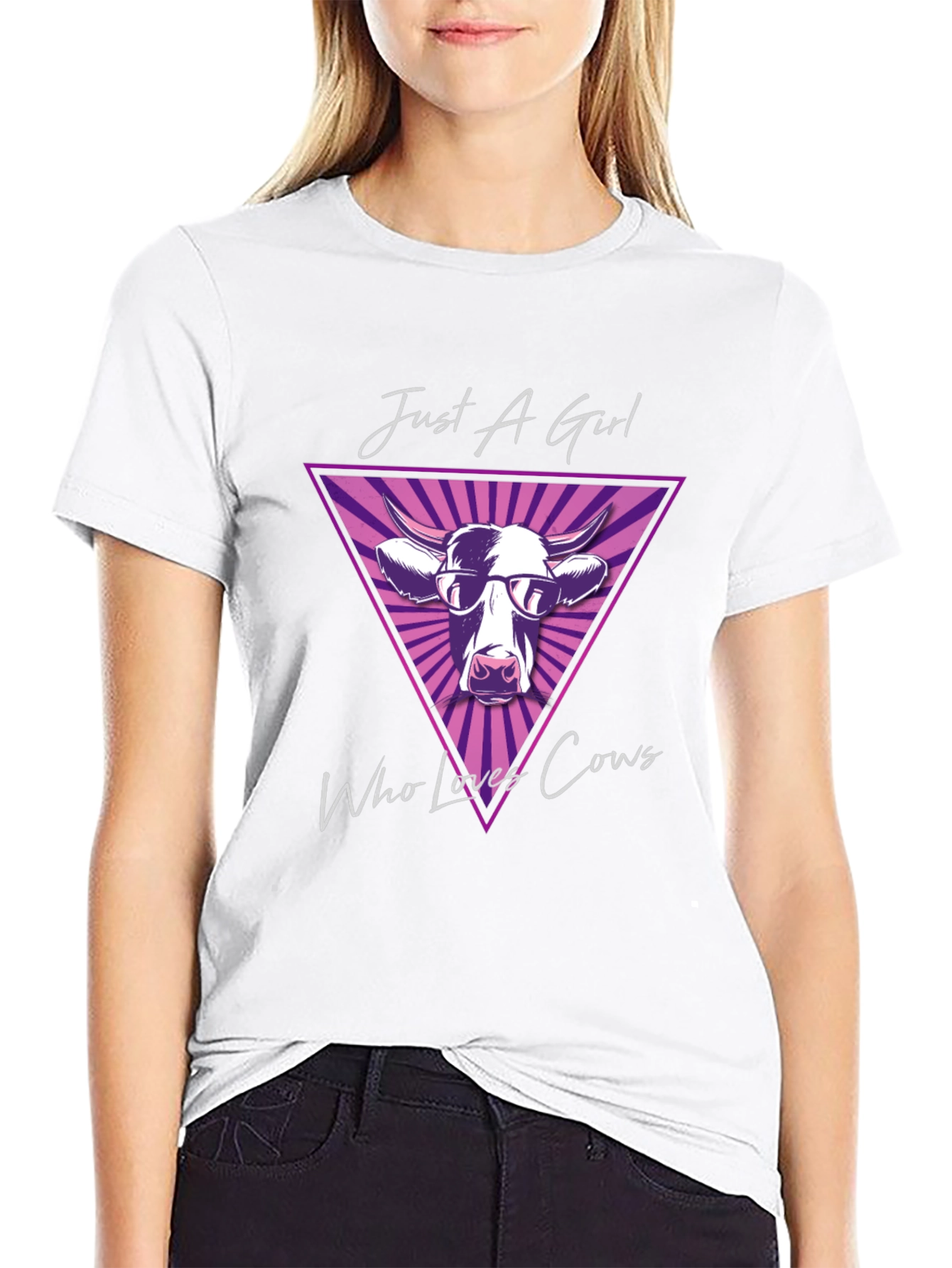 Just a Girl Who Loves Cows Graphic T-Shirt