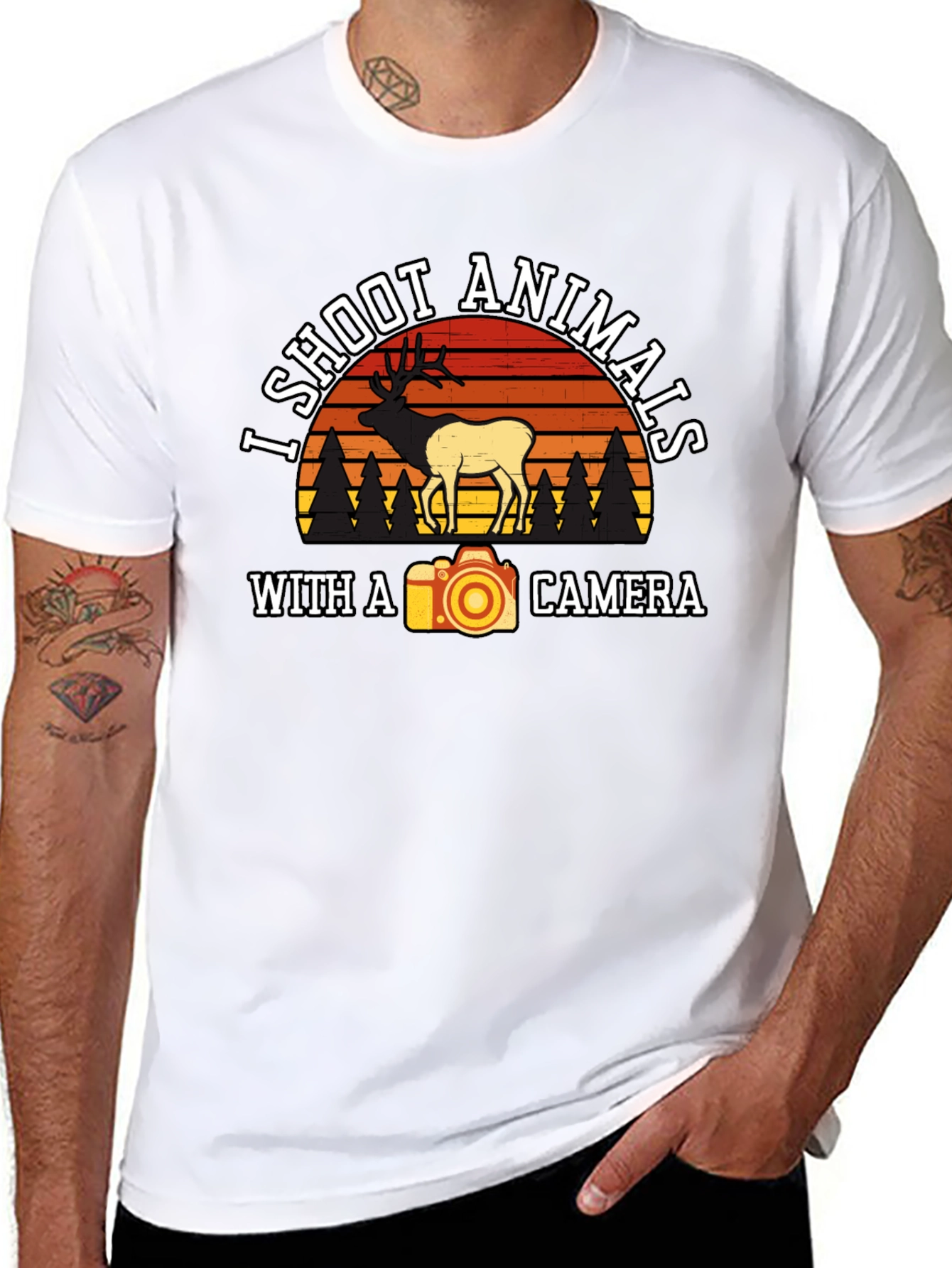 I Shoot Animals T-Shirt - Camera Photography Tee