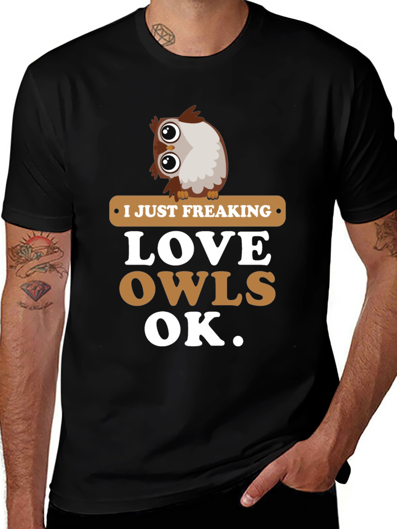I Just Freaking Love Owls Graphic T-Shirt