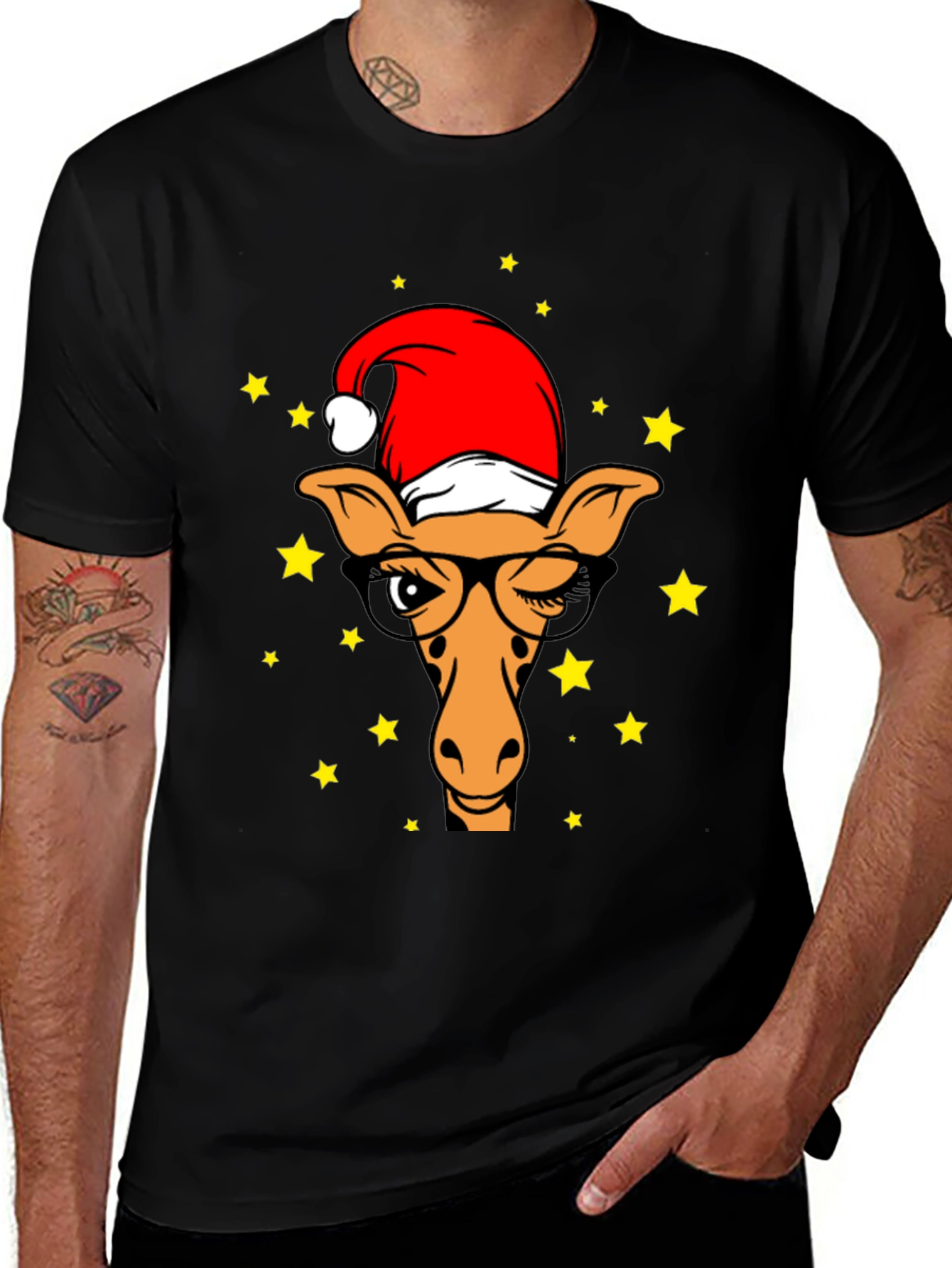 Festive Giraffe T-Shirt: Christmas Style