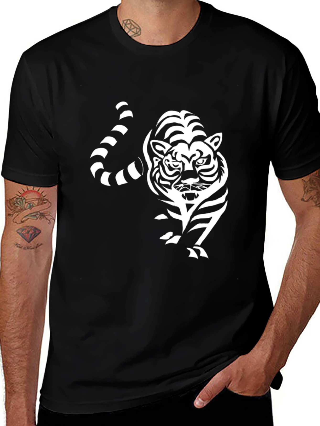 Striking Tiger Graphic Black T-Shirt