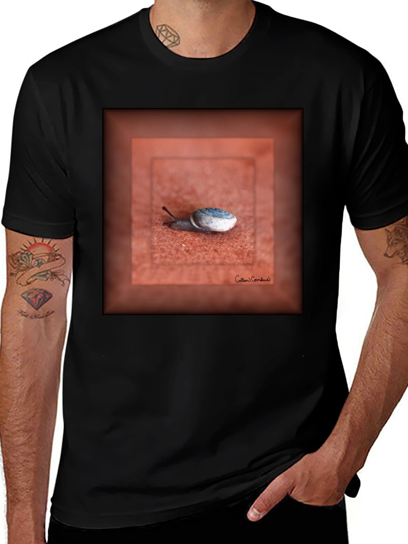 Snail Art Graphic Tee - Unique Unisex T-Shirt