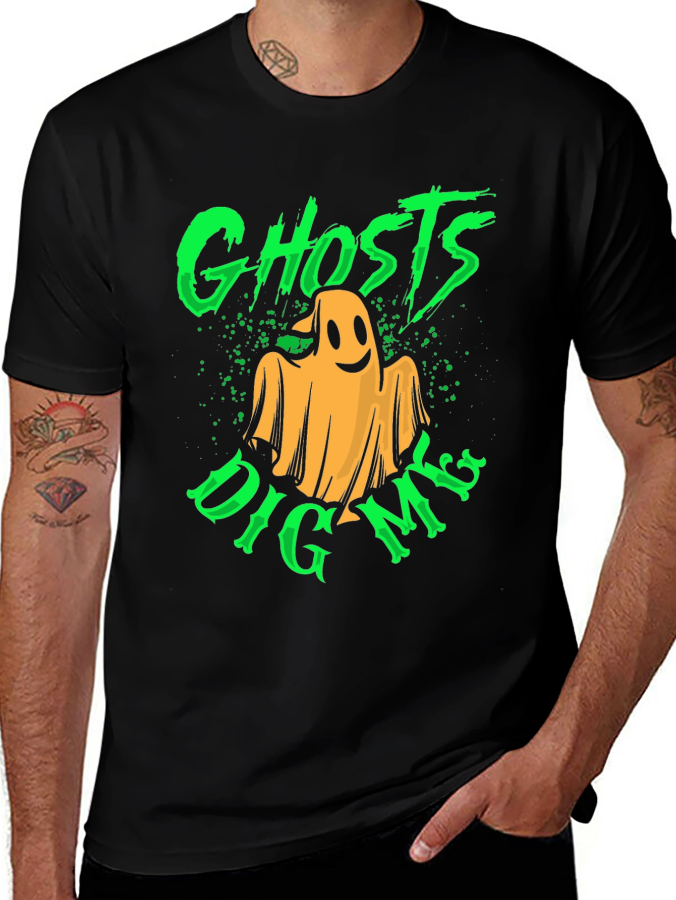 Ghosts Dig Me T-Shirt - Spooky Season