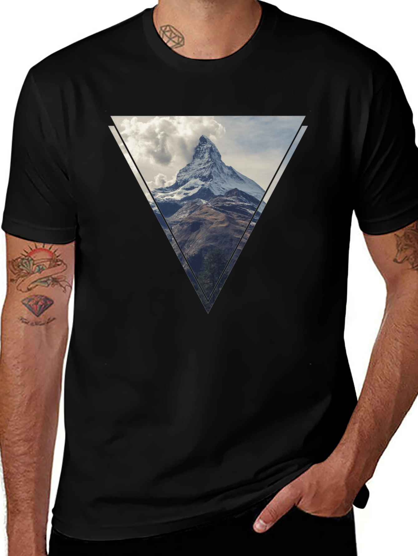 Mountain Peak Triangle Graphic Tee - Black