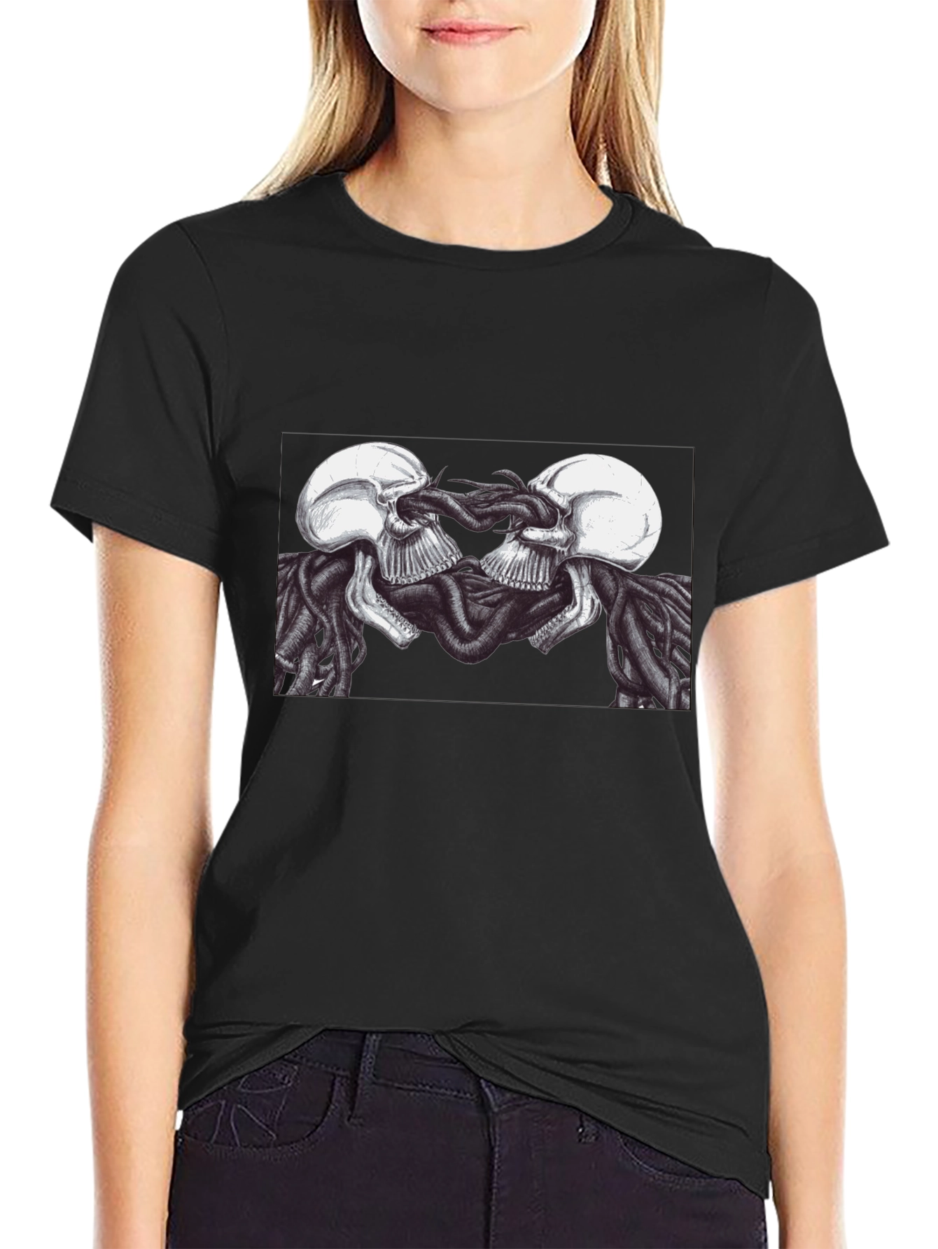 Skull Kiss Graphic Tee - Edgy Black T-Shirt