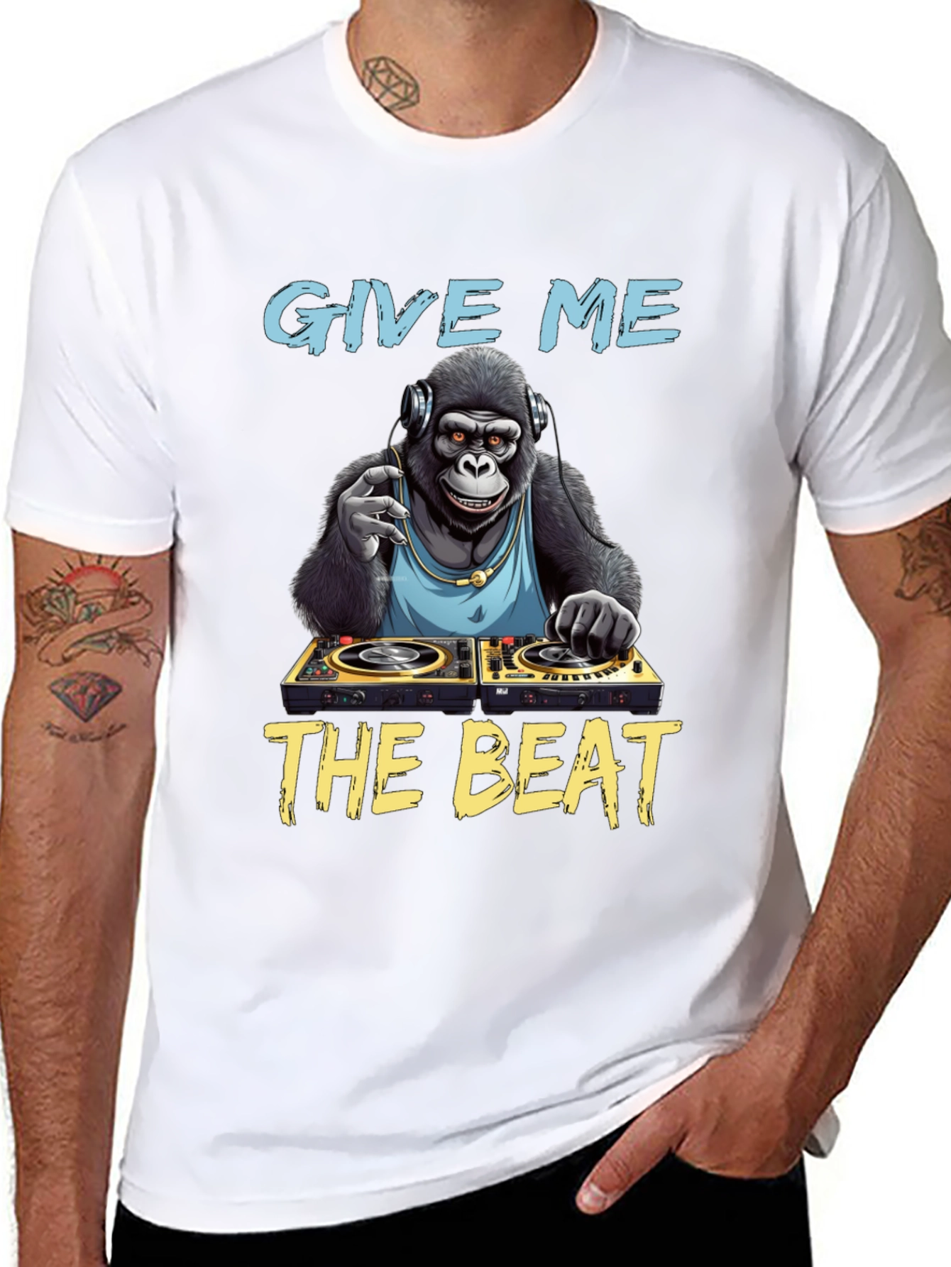 DJ Gorilla T-Shirt: Give Me The Beat!
