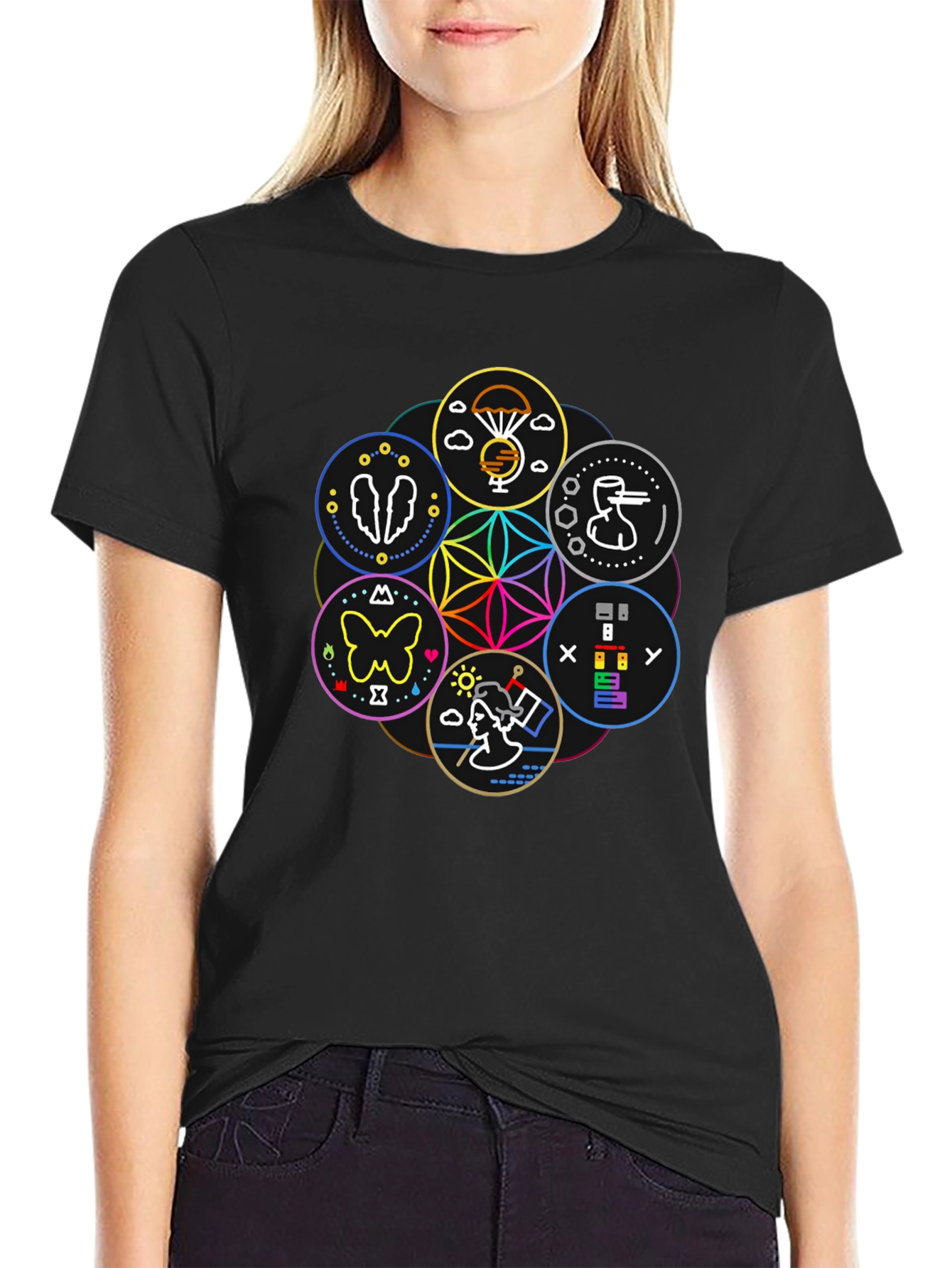Geometric Circle Design T-Shirt - Black