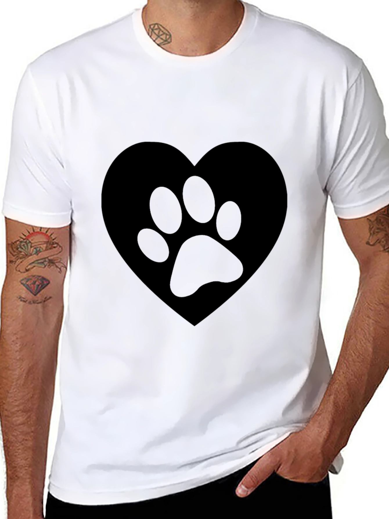 Black Heart Paw Print Graphic T-Shirt