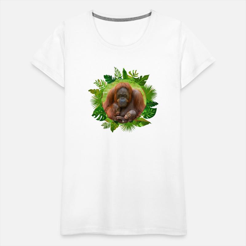 Orangutan Family Bond
