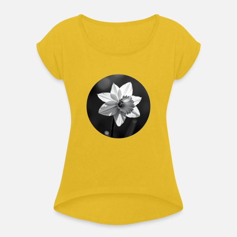 T shirt With Flower’s Bloom