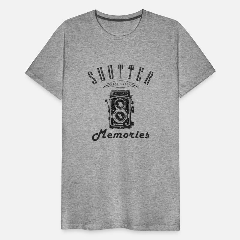 Vintage camera & retro photography t-shirt design