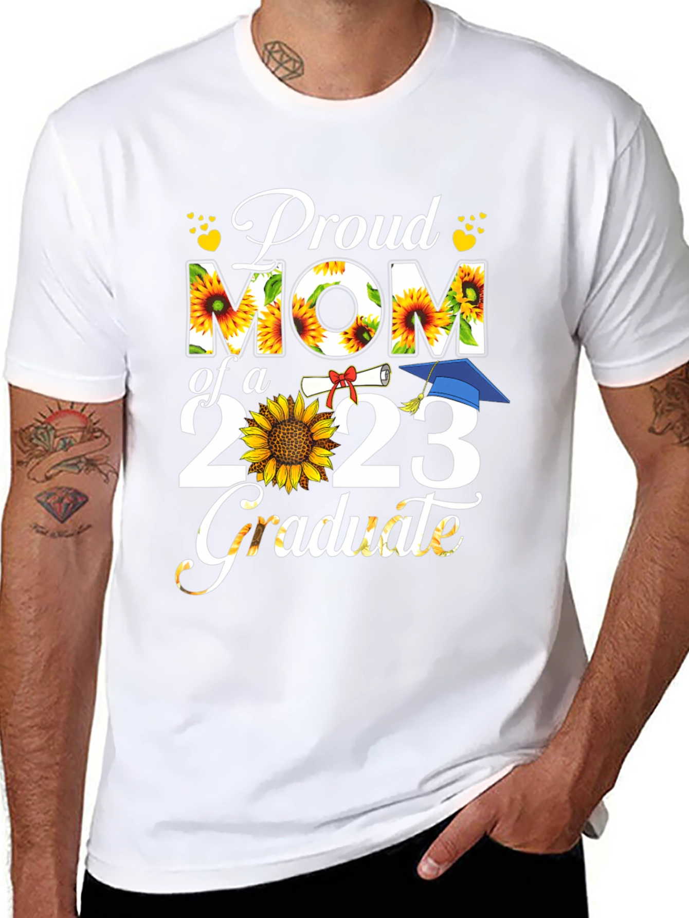 Proud Mom of a 2023 Graduate Sunflower T-Shirt